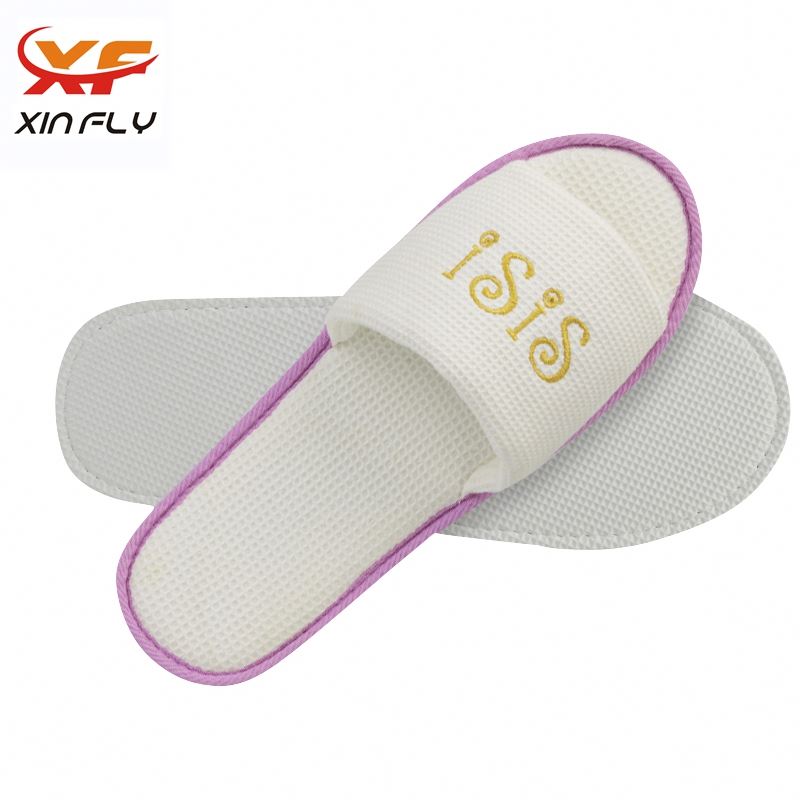 Sample freely Closed toe customize hotel slipper for