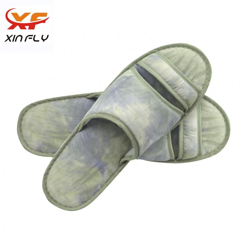 Personalized Closed toe hotel equipment slipper for Guests