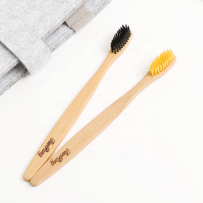 Vente en gros sur mesure Eco-hôtel convivial oem charbon organique naturel poils brosse à dents en bambou fixé fabricant de marque privée 4 pack