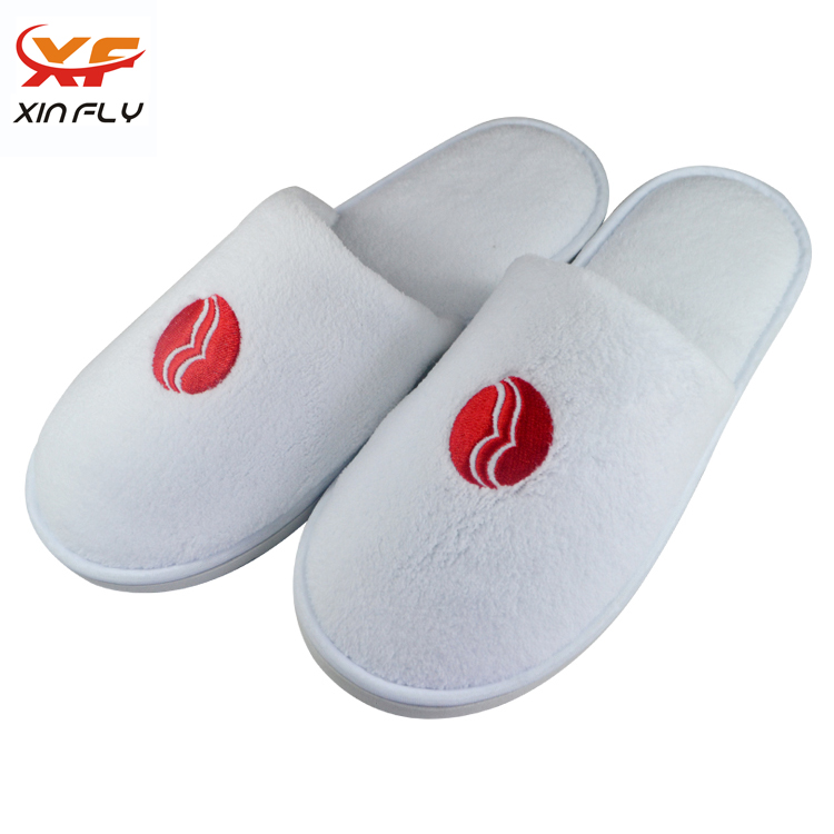 Lavable blanca personalizada Hotel zapatillas con LOGO