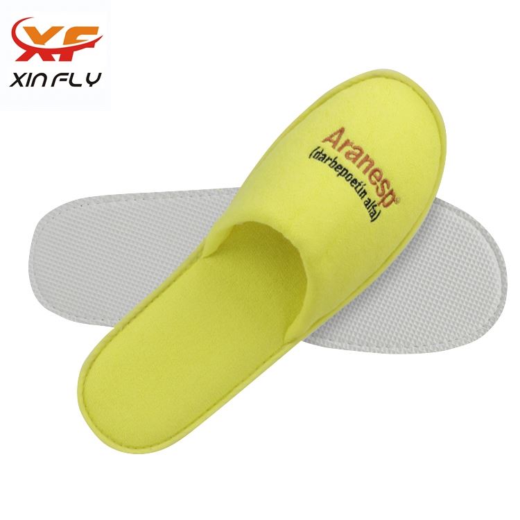 Sample freely Close toe hotel slippers suppliers with Label